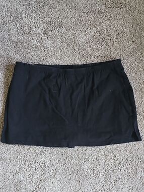 Urban Outfitters Black Mini Skirt - Clean A-Line